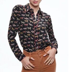 NWT Alice + Olivia Horse-Print Willa Placket Top With Piping in Rodeo Black Sz.M
